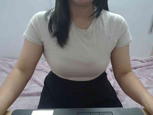 ElenaSex90 webcam