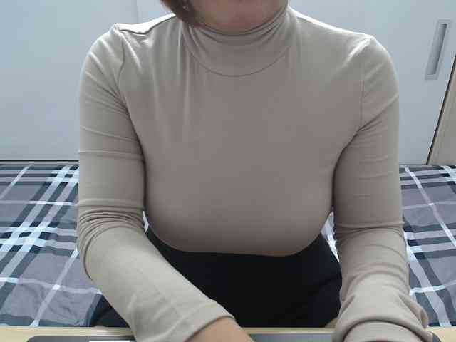 ElenaSex90 webcam