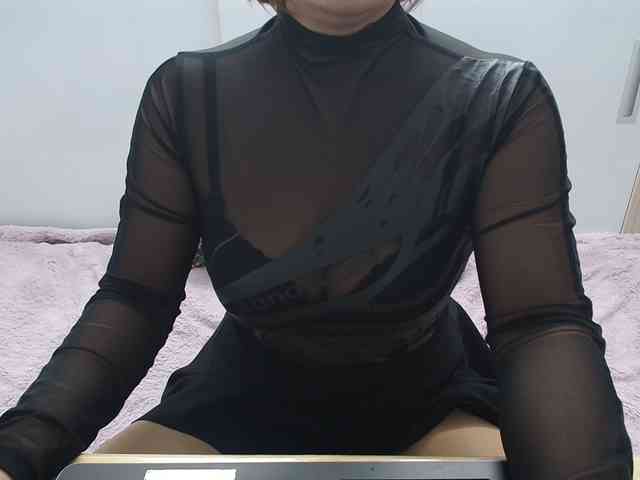 ElenaSex90 webcam