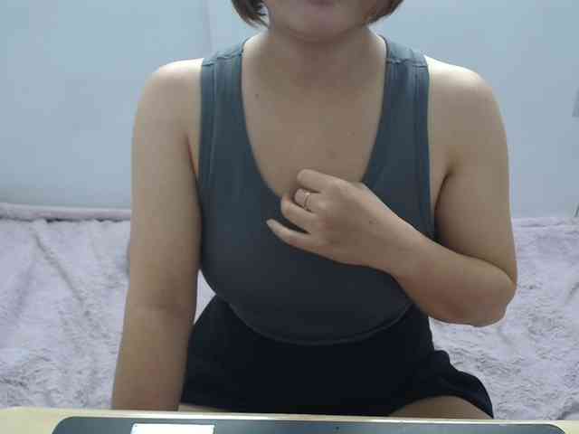 ElenaSex90 webcam