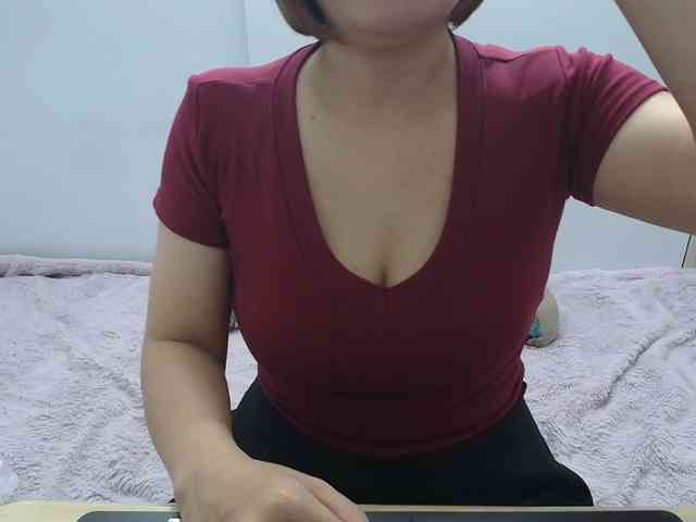 ElenaSex90 webcam