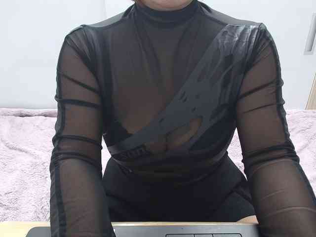 ElenaSex90 webcam
