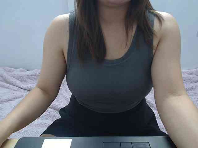ElenaSex90 webcam