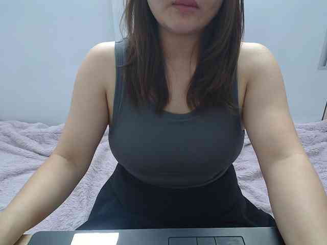 ElenaSex90 webcam