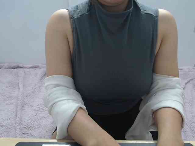 ElenaSex90 webcam