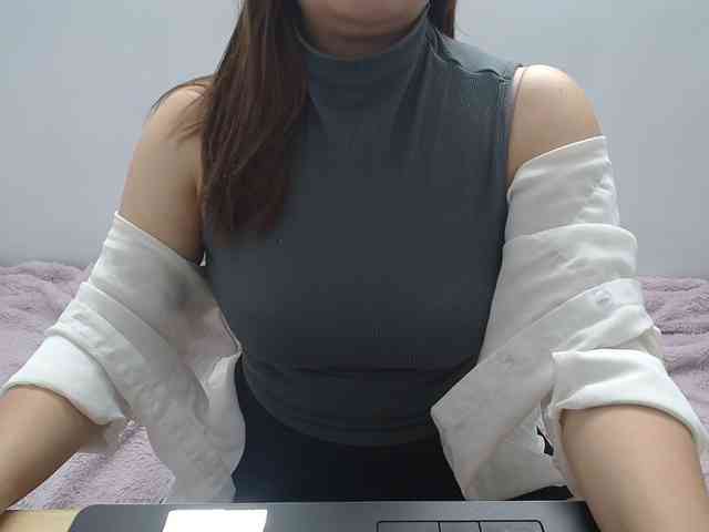 ElenaSex90 webcam
