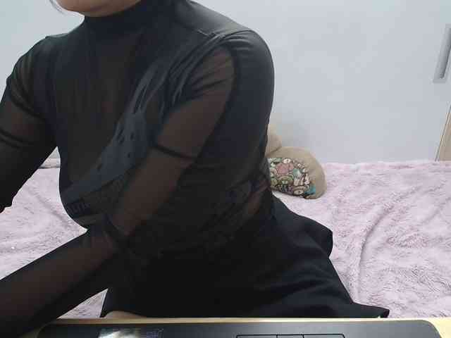 ElenaSex90 webcam
