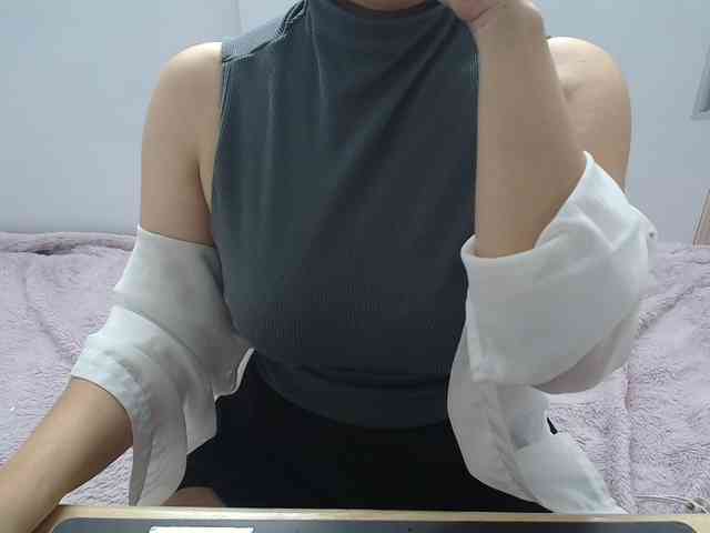 ElenaSex90 webcam