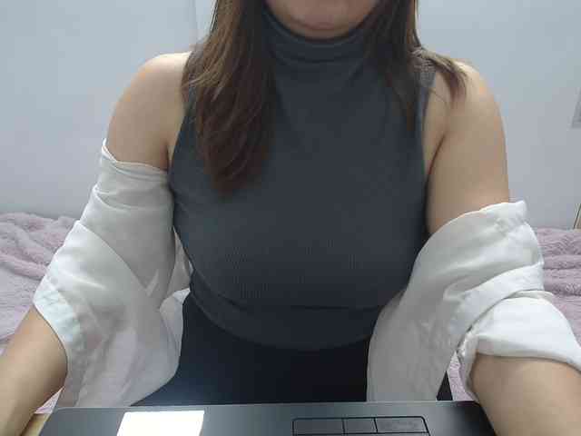 ElenaSex90 webcam