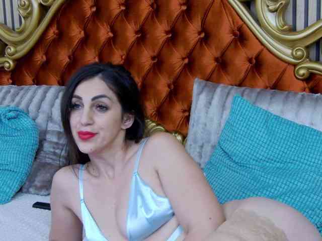 EmmaSkyes webcam