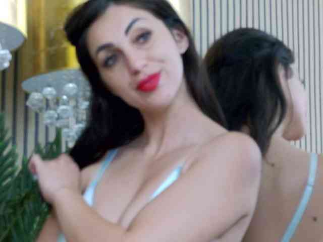 EmmaSkyes webcam