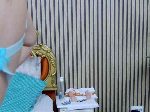EmmaSkyes webcam