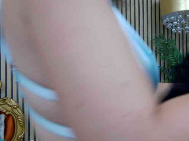 EmmaSkyes webcam