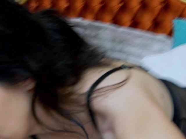 EmmaSkyes webcam