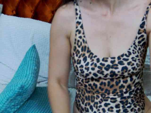 EmmaSkyes webcam