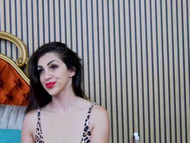 EmmaSkyes webcam