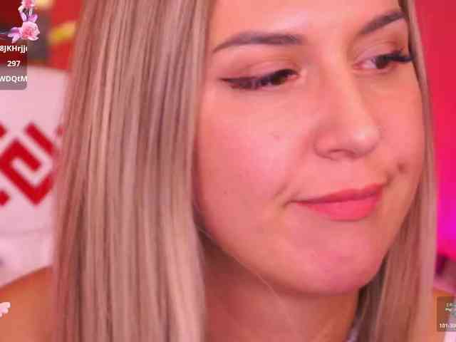 MollyWild webcam