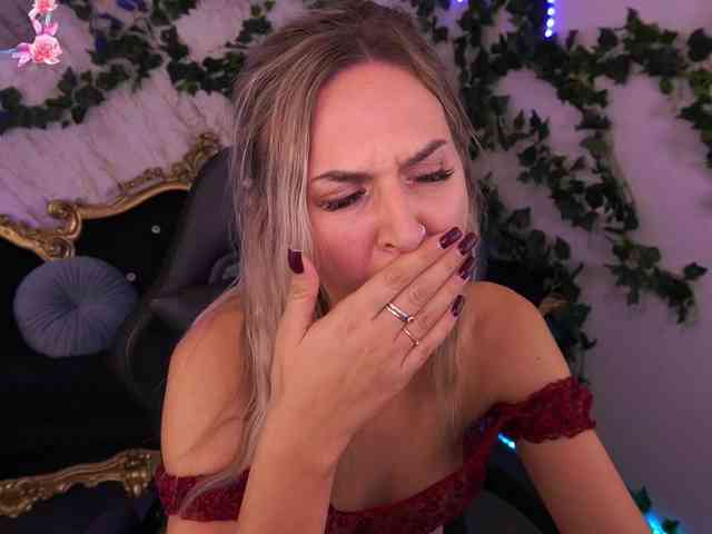 MollyWild webcam