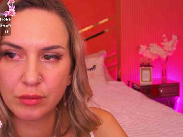 MollyWild webcam