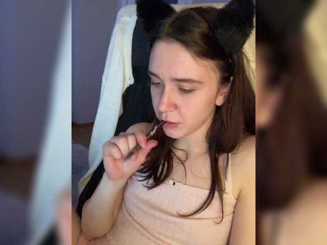 pizzahubb's BongaCams show and profile