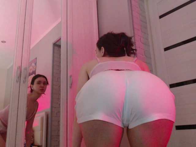 pizzahubb's BongaCams show and profile