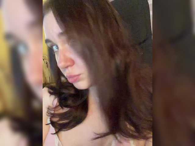 pizzahubb's BongaCams show and profile