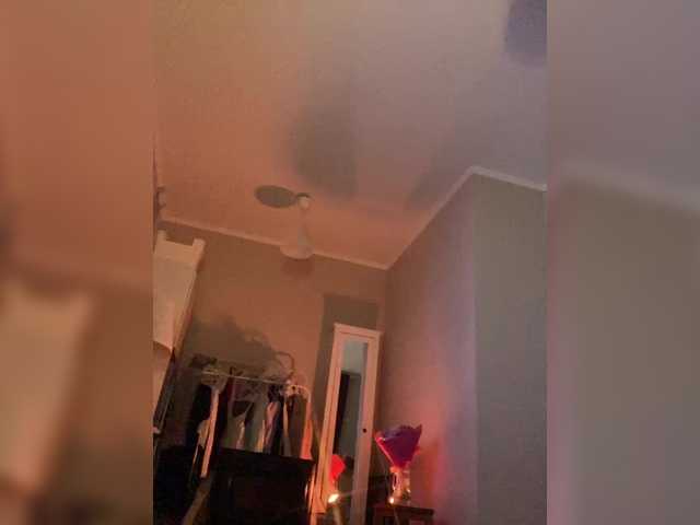 pizzahubb's BongaCams show and profile