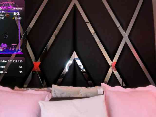 SophieeJacobs webcam
