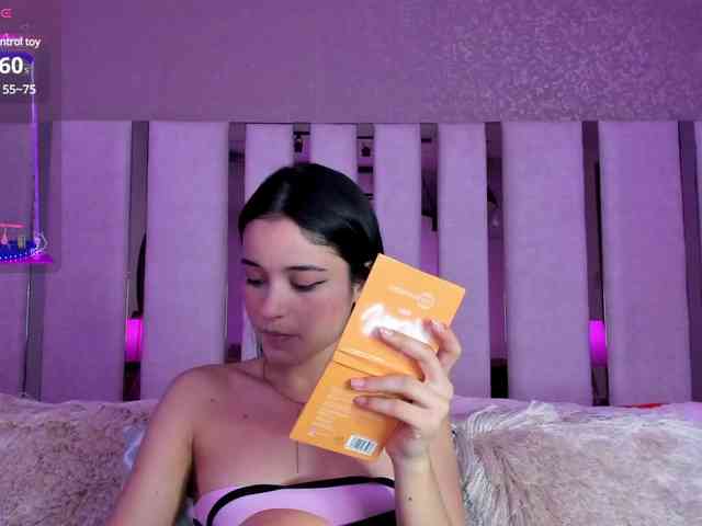 SophieeJacobs webcam
