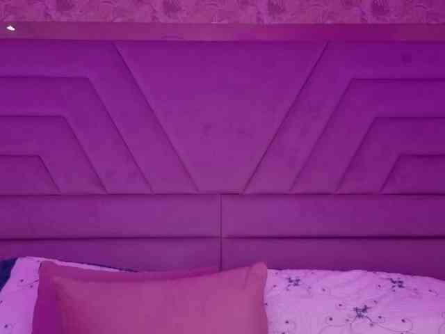 SophieeJacobs webcam