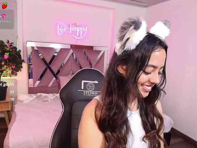 Laraa-tay webcam