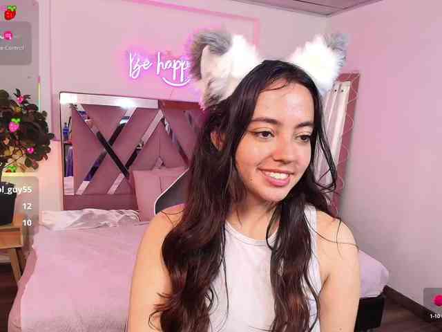 Laraa-tay webcam