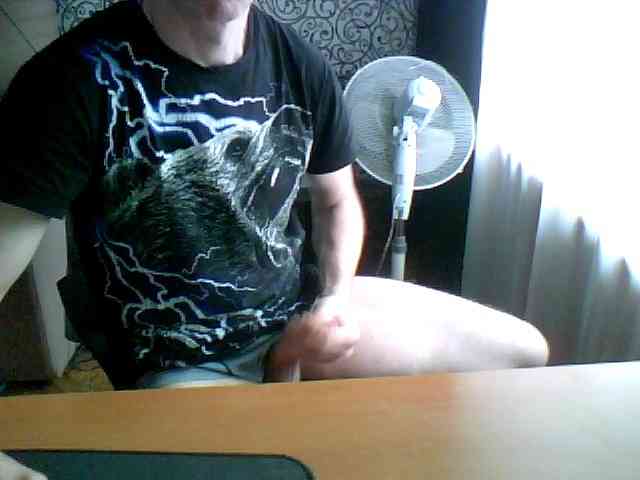 Aleksis1111 Live Webcam on BongaCams