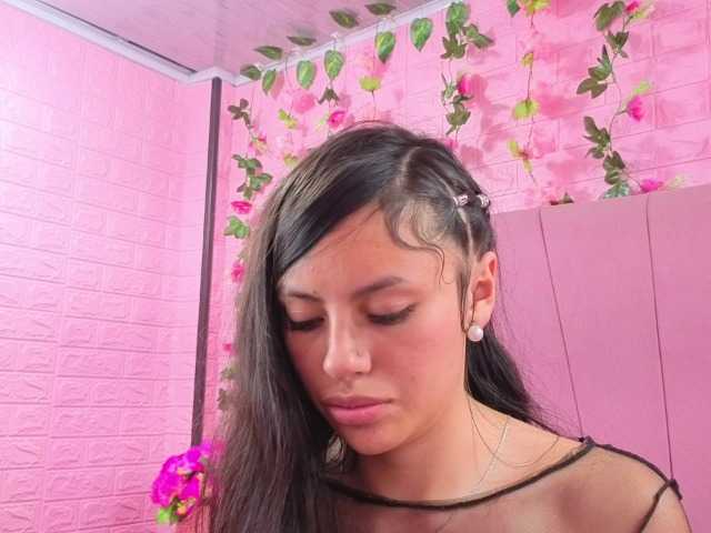 MiaBonnie webcam bongacams model stream image