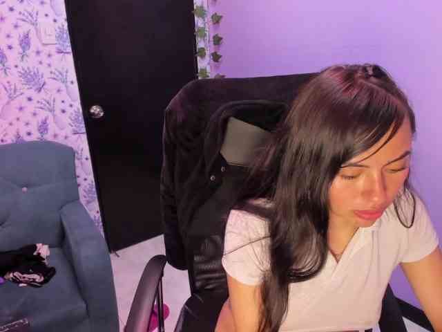 MiaBonnie webcam