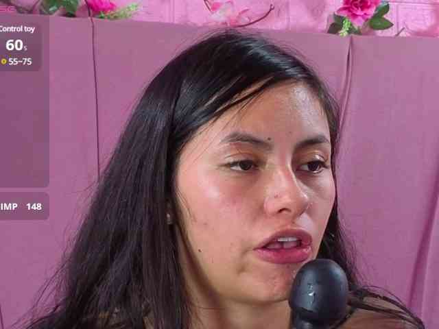 MiaBonnie webcam