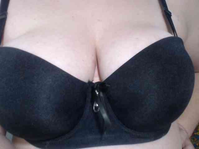 MaryMichelle1 webcam