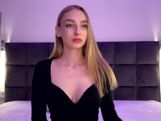 DiamondLily Porn Show