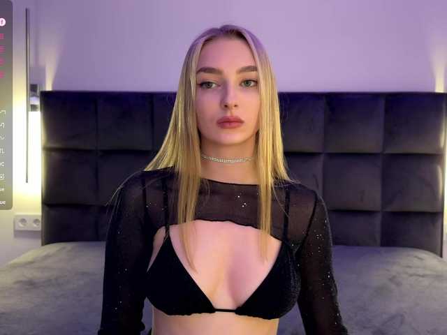 DiamondLily's BongaCams show and profile