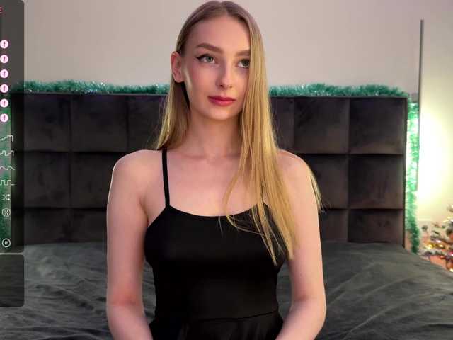 DiamondLily's BongaCams show and profile
