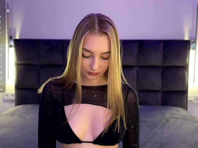 DiamondLily's BongaCams show and profile