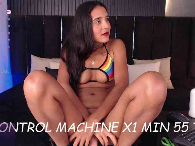 tiana-glow webcam