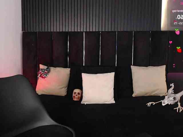 tiana-glow webcam