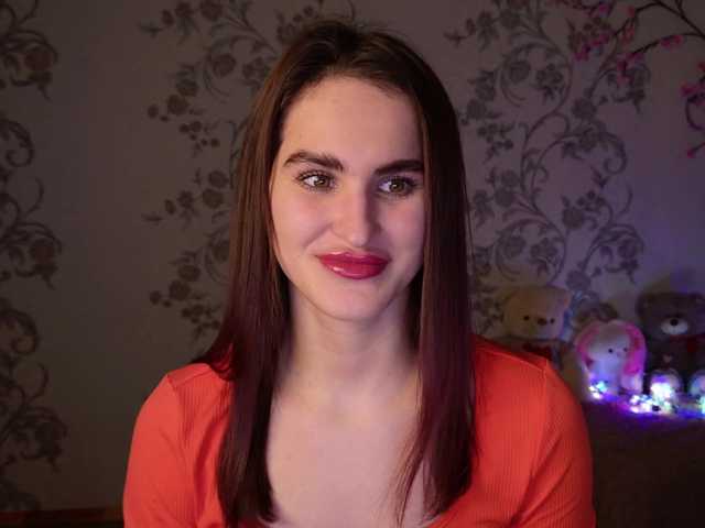 FridaCure's BongaCams show and profile