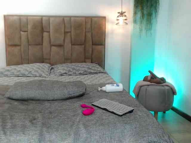 alejhandramora webcam