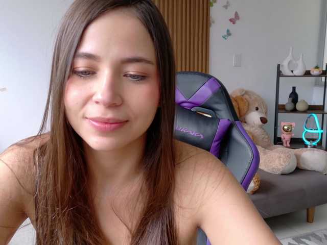 Anah10's BongaCams show and profile