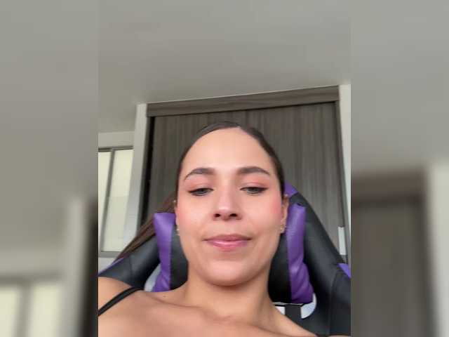 Anah10's BongaCams show and profile