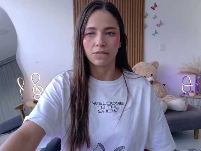 Anah10's BongaCams show and profile