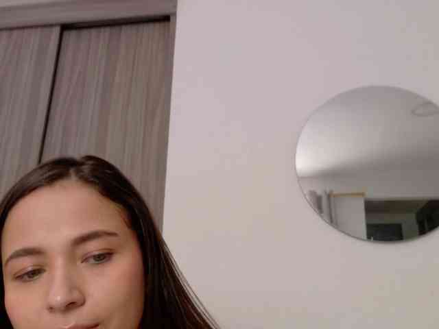 Anhika webcam