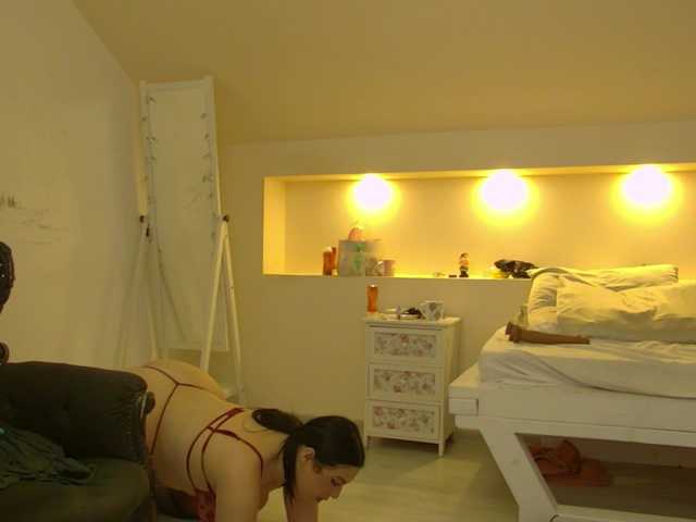 KeiraDark's BongaCams show and profile